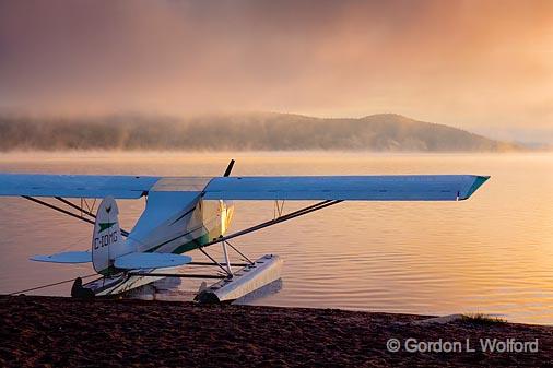 Floatplane In Sunrise_02435.jpg - Photographed on the north shore of Lake Superior near Wawa, Ontario, Canada.